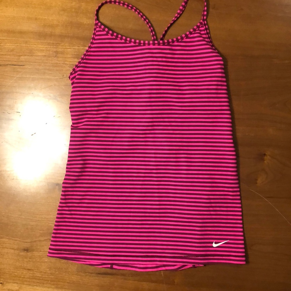 Nike Dri-Fit/ Built in bra/ Size Medium
